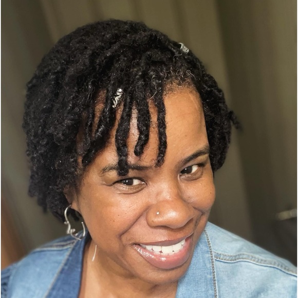 Meet your Posher, Wanda - Picture 3 of 6